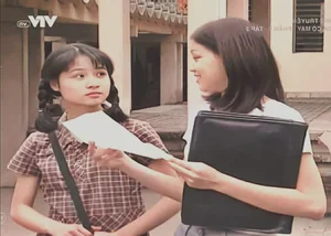 Where Is the Cast of Classic Drama Hoa Co May After 23 Years? - image 1