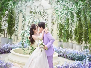New Romantic Wedding Album Released by Anh Duc and Quynh Anh - image 0