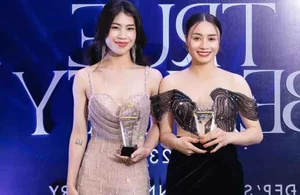 Soccer Star Hoang Thi Loan Stuns in Elegant Evening Gown at Public Event - image 7
