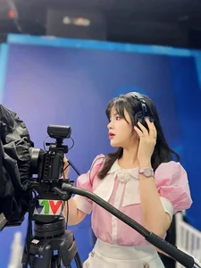 Stunning Proportions: Short VTV Hosts Who Rule the Bikini Scene - image 4