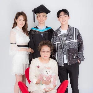 Miss Asia Candy Lo's Dramatic Life: From Heartbreak to a Youthful Romance - image 11