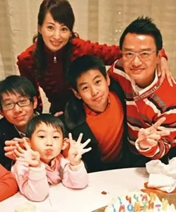 Miss Asia Candy Lo's Dramatic Life: From Heartbreak to a Youthful Romance - image 3