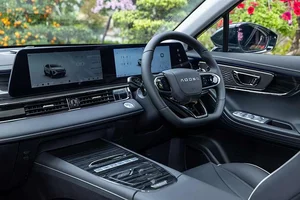 C5 SHS-H: The Most Powerful Hybrid SUV Coming to the Vietnamese Market - image 5