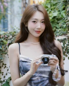 Paradise Island Beauty: Unveiling Photos Before Filler and Dental Braces - image 3