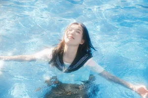 YiTuYu Art Language Vol.10555 Featuring Xiao He Yi: A Stunning 26P Visual Photography Collection - image 15