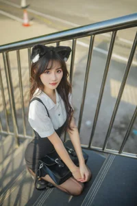 Elegant Visuals in YiTuYu Art Language Vol.6174 Starring Xiao Xue Mei - image 27