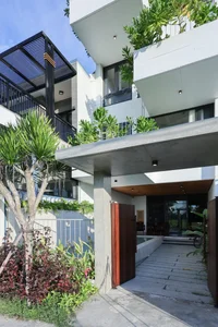 Eco-Friendly House Design: Staying Cool with Skylights and Green Balconies - image 13
