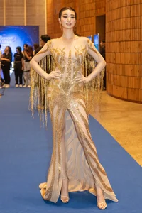 Top 10 Most Stunning Gowns on the Star of the Year 2022 Blue Carpet - image 9