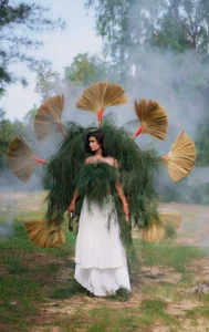 Vietnamese Youth Goes Viral with Creative Fashion Using Grandmother's Vintage Clothes - image 0