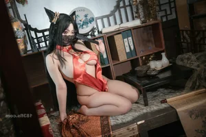 LoLiSAMA Azur Lane Hai Chi Aroma of Waking Dreams Cosplay - image 4