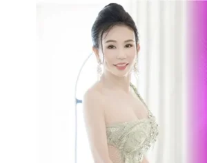 Who is the Female Tycoon Behind the Spectacular 4,000-Square-Meter Mansion? - image 0