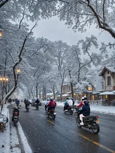 AI Reimagines Hanoi Covered in Dreamy White Snow - image 9
