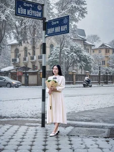 AI Reimagines Hanoi Covered in Dreamy White Snow - image 2