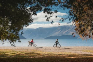Uncovering New Zealand: From Epic Landscapes to Rich Traditions - image 1