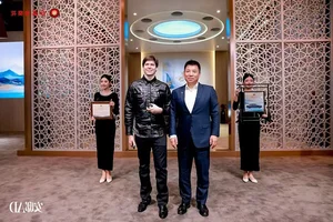 Middle Eastern Tycoon Acquires Rare Hongqi Guoli for Over $1.5 Million - image 2