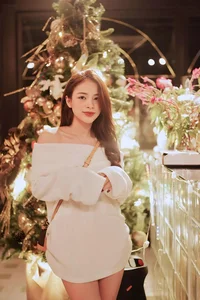 Meet Ngoc Anh: The Talented Actress Wife of Tao Quan Star Do Duy Nam - image 5