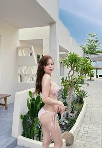 Meet Ngoc Anh: The Talented Actress Wife of Tao Quan Star Do Duy Nam - image 2
