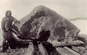 A 34-Ton Messenger from Space: The Massive Meteorite Fragment on Display - image 3