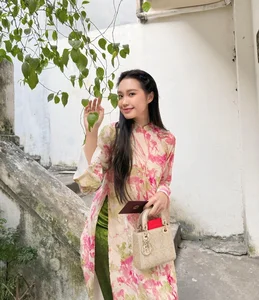 Top 10 Miss Vietnam 2020 Contestant Goes Viral with Nostalgic Youth Photos - image 7