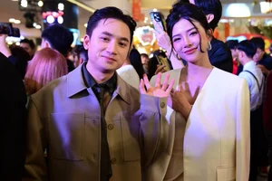 Star-Studded Red Carpet for the Premiere of Tran Thanh's 18+ Film 'Mai' - image 0