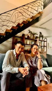 Surprising Collection: Inside the Unique Scarf Wardrobe of Dung 'Kinh' from Doc Dao - image 15