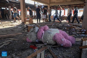 Tragic Israel Airstrike on Gaza Cafe Leaves 34 Dead in Escalating Conflict - image 0