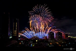 China and Finland Face Off in Spectacular Han River Fireworks Competition - image 5