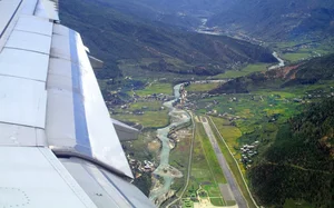 Extreme Aviation: Exploring the World’s Most Challenging Airports for Pilots - image 10