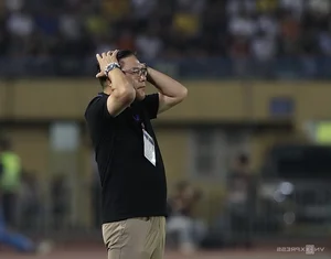 Hanoi FC Players React to Japanese Coach After Dramatic Nam Dinh Match - image 6