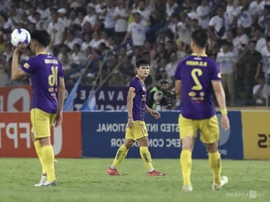 Hanoi FC Players React to Japanese Coach After Dramatic Nam Dinh Match - image 9