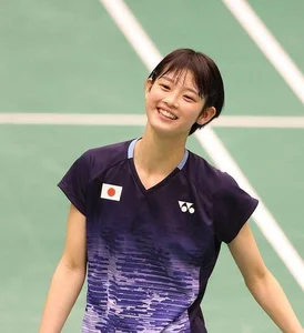 Tomoka Miyazaki: The 19-Year-Old Japanese Badminton Prodigy Captivating Fans - image 4