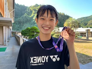 Tomoka Miyazaki: The 19-Year-Old Japanese Badminton Prodigy Captivating Fans - image 1