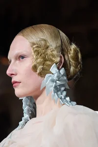 The Rise of Giant Accessories: 2024's Boldest Fashion Statement - image 6