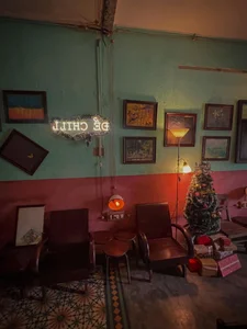 Discovering the Nostalgic Charm of Vintage Coffee Shops in Hue - image 2