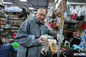 Discover Hanoi's Hidden Underground Market: A Unique Cultural Experience for Travelers - image 6