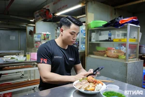 Discover Hanoi's Hidden Underground Market: A Unique Cultural Experience for Travelers - image 7