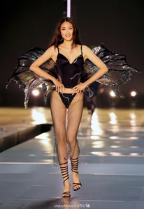 The Chinese Model Making Waves at the Victoria's Secret Fashion Show - image 6
