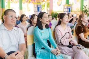 VIDEO: A Creative and Engaging History Lesson at Dinh Tien Hoang Primary School - image 4