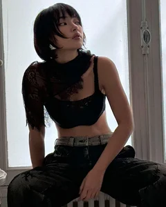 Chau Bui Captivates Fans with Stunning Japanese Schoolgirl Inspired Look - image 4