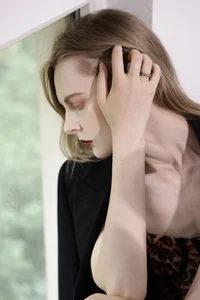 YiTuYu Art Language Vol.9448 Xin Le: Minimalist Portrait Series - image 5