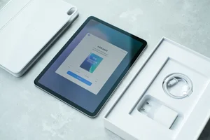Unboxing the New Apple iPad Air M3: Hands-On Review in Vietnam - image 5