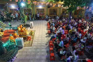 Celebrating the Khmer Ok Om Bok Festival in Ho Chi Minh City - image 8