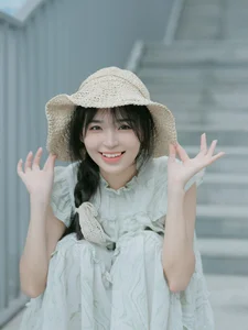 Contemporary Visuals: Art Language Vol.4710 Featuring Naka Xia Nian Yi - image 0