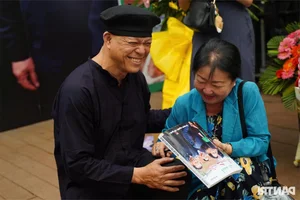 Miss Thanh Thuy’s Emotional Meeting with Nu Village Residents in HCMC - image 9