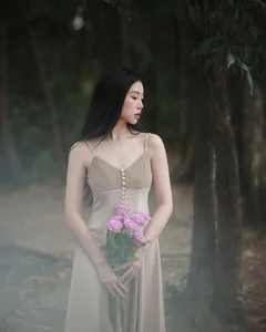 The Stunning Beauty Profile of Miss Earth Vietnam Do Thi Lan Anh - image 0