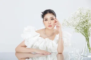 The Stunning Beauty Profile of Miss Earth Vietnam Do Thi Lan Anh - image 4
