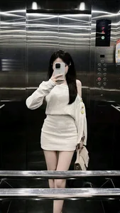 184 Plus Creative Mirror Selfie Ideas for Modern Aesthetic and Style - image 6