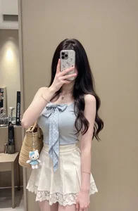 184 Plus Creative Mirror Selfie Ideas for Modern Aesthetic and Style - image 4