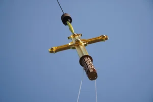 Notre Dame Cathedral Restoration: Gilded Crosses Return to the 60-Meter Tower - image 0