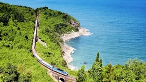 Vietnam's Reunification Express Named Among World's Most Beautiful Railway Journeys - image 0